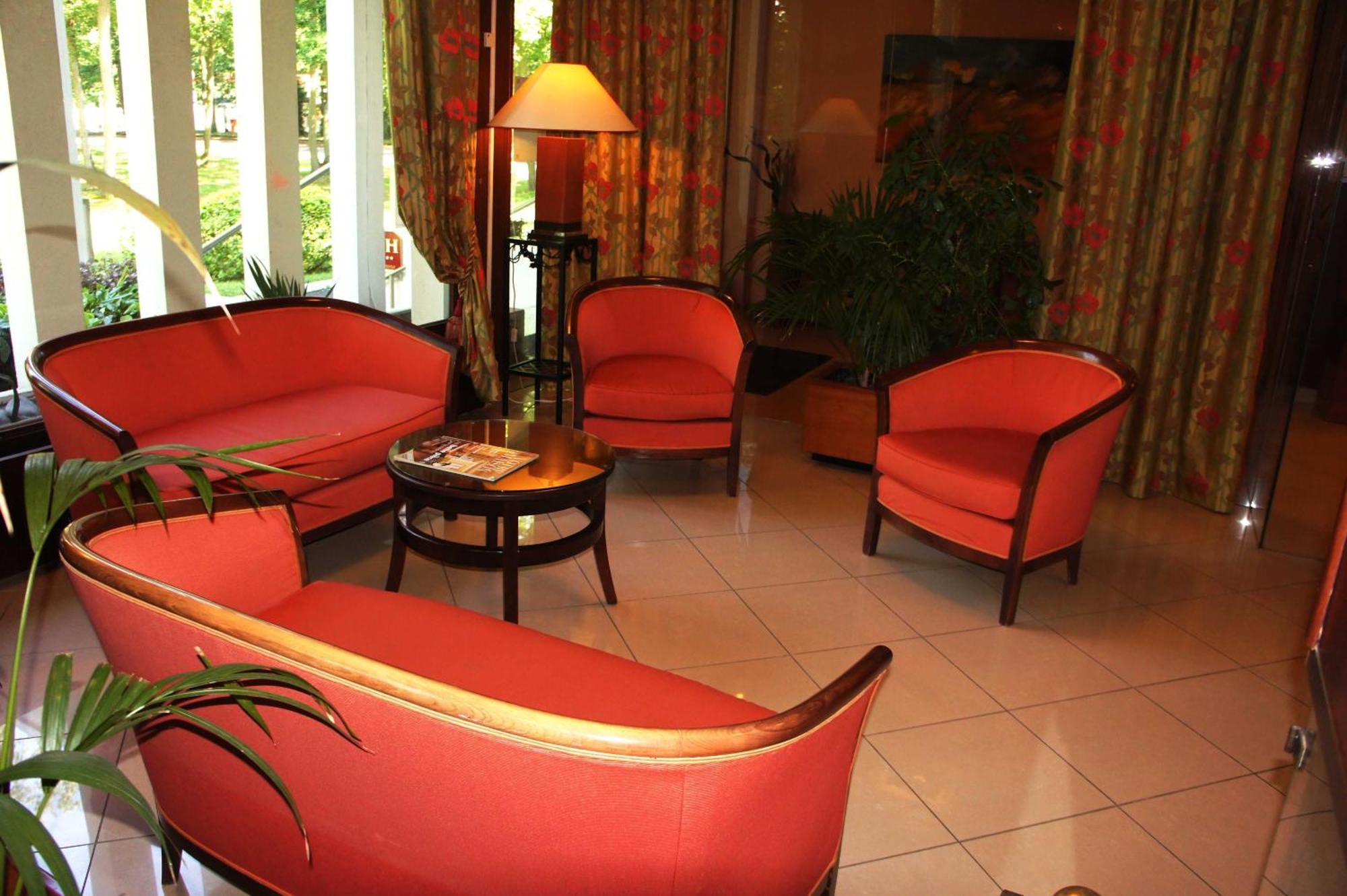 Hotel Le Grand Monarque