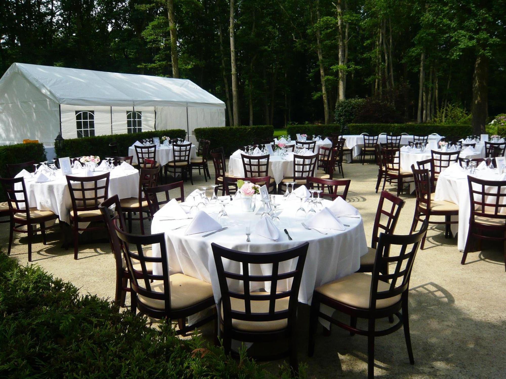 Le Grand Monarque Hotel